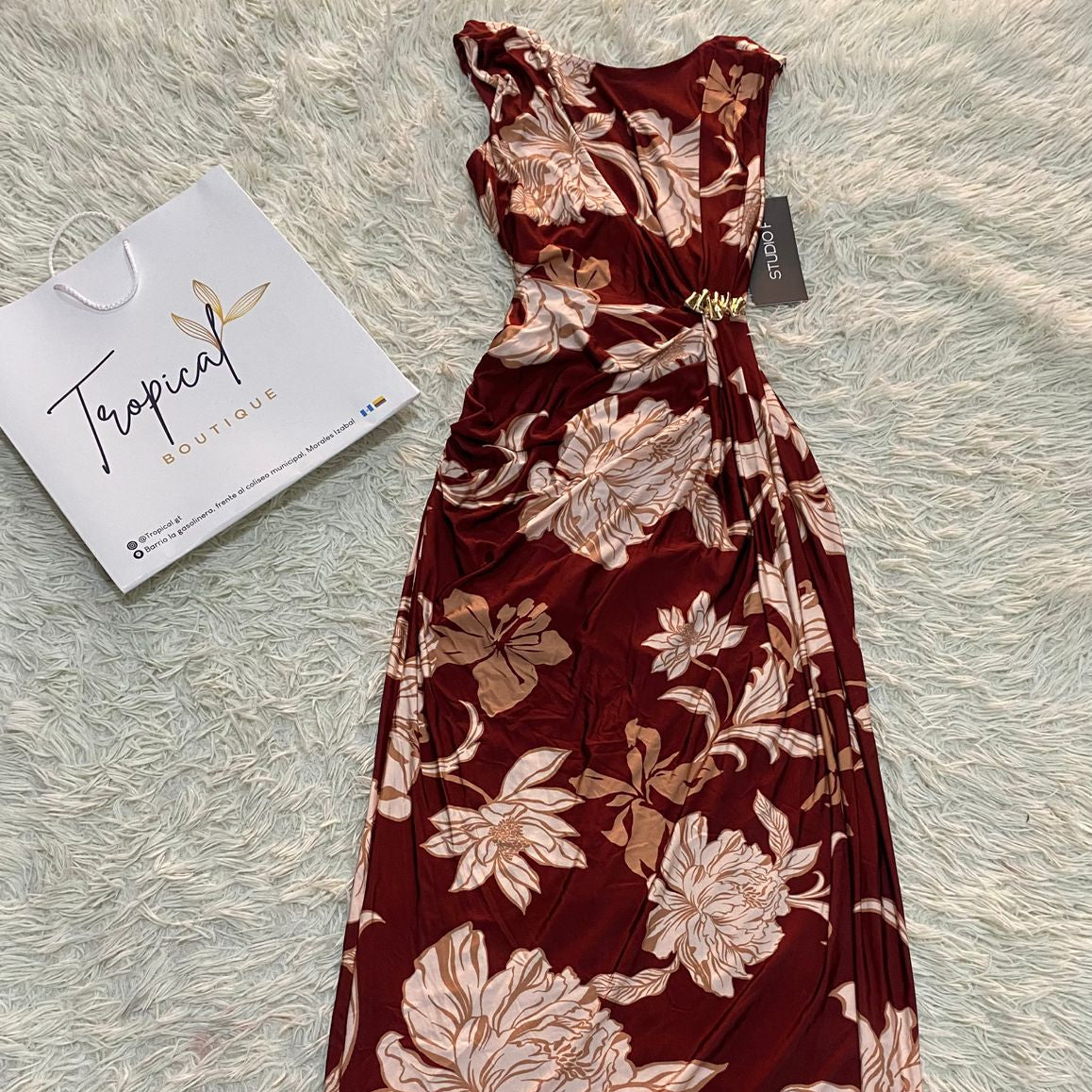 Vestido largo vino tinto estampado