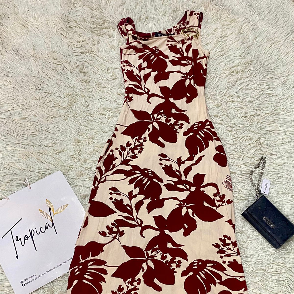 Vestido con estampado vino con tirantes